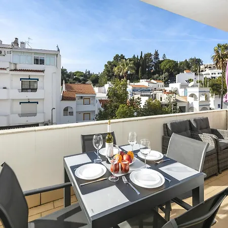 In Center Of Carvoeiro (Lagoa)
